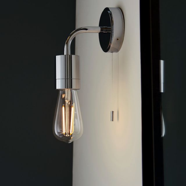 Thomas Bathroom Wall Light In Chrome Finish With Curved Arm IP44